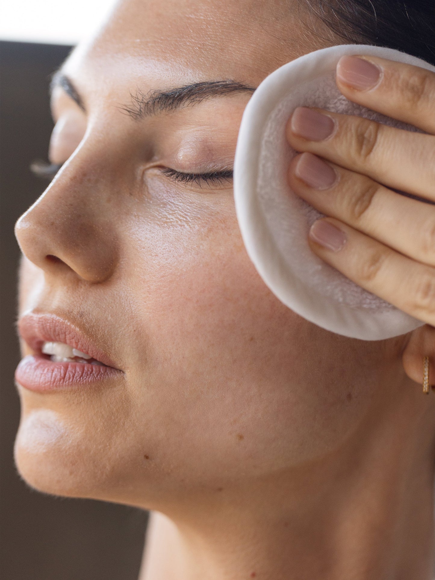 Micellar Water Essentials Duo | Model Image | Uncommon Beauty