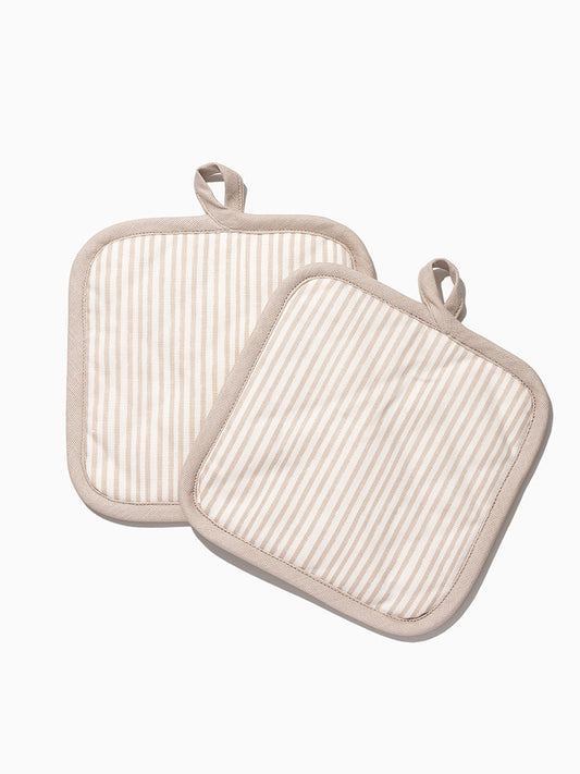 Tan Striped Pot Holder (Set of 2) | Lifestyle Image | Uncommon Lifestyle