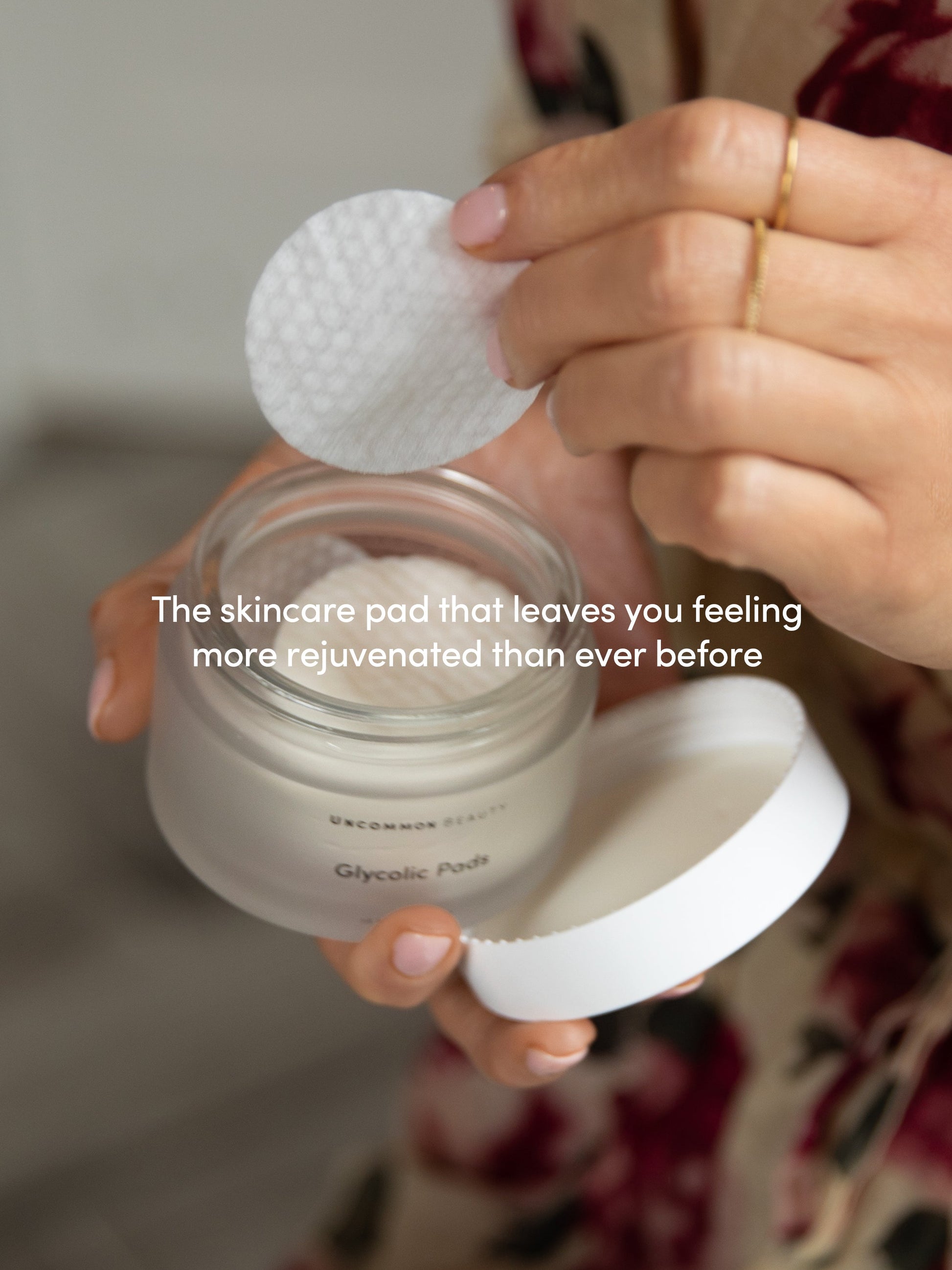 Glycolic Pads | 48 ml // 1.62 fl oz | KC Image 2 | Uncommon Beauty