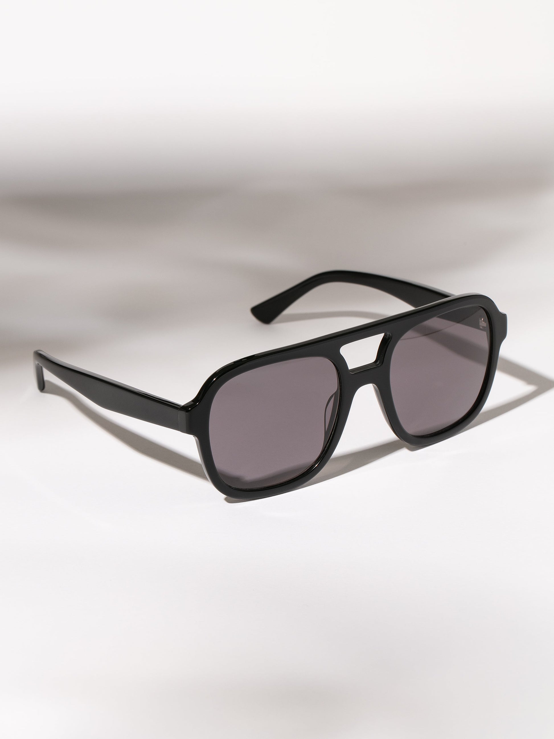 Retro Aviator Sunglasses | Black | Product Image | Uncommon Lifestyle