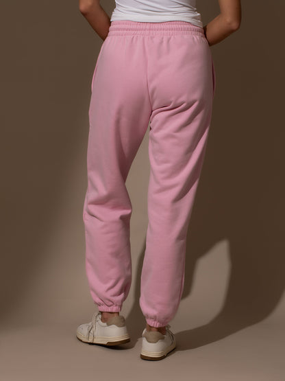 ["Forever Uncommon Sweatpants ", "  Pink ", " Model Image ", " Uncommon Lifestyle"]