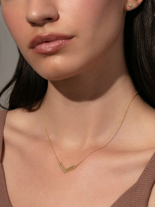 Borderline Necklace | Gold | Product Image | Uncommon James