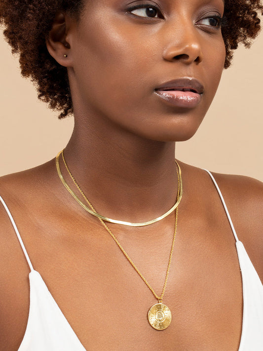 Simple Beauty Necklace | Gold | Product Image | Uncommon James