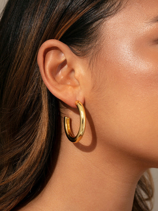 Leading Role Tube Hoops | Gold | Product Image | Uncommon James