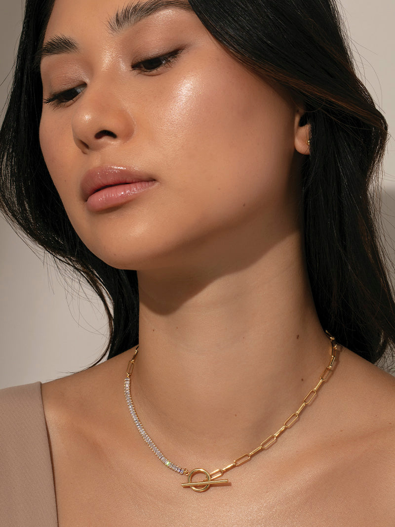 Elite Chain Necklace | Gold | Model Image | Uncommon James