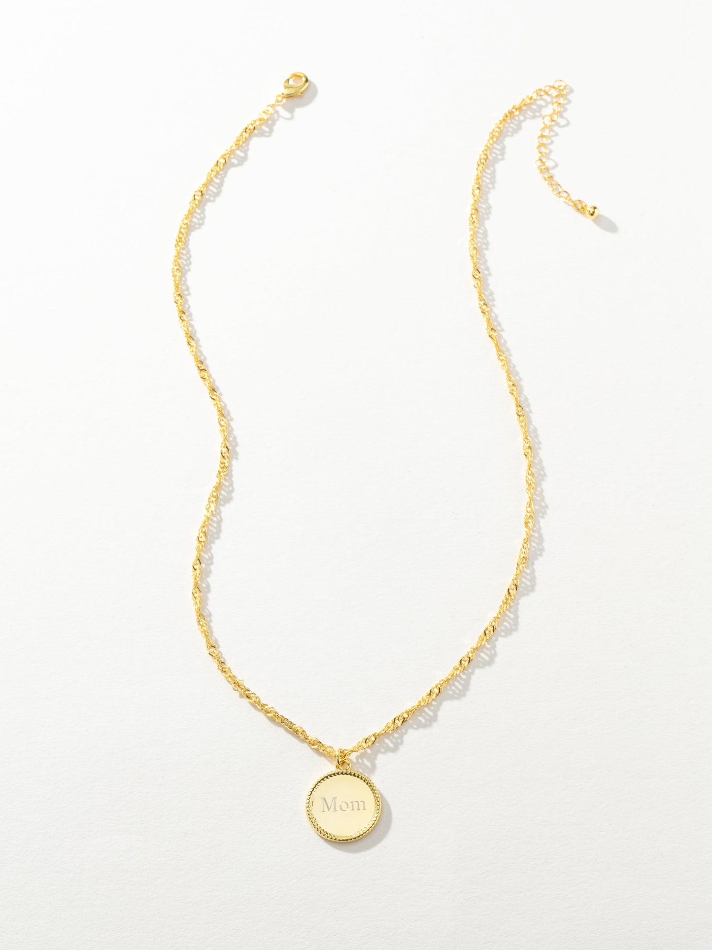 Mom Pendant Necklace