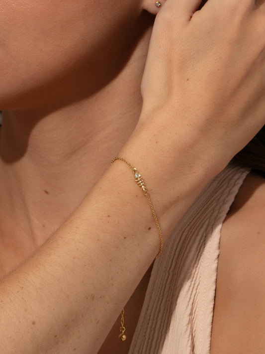 Fish Bone Chain Bracelet | Gold | Product Image | Uncommon James