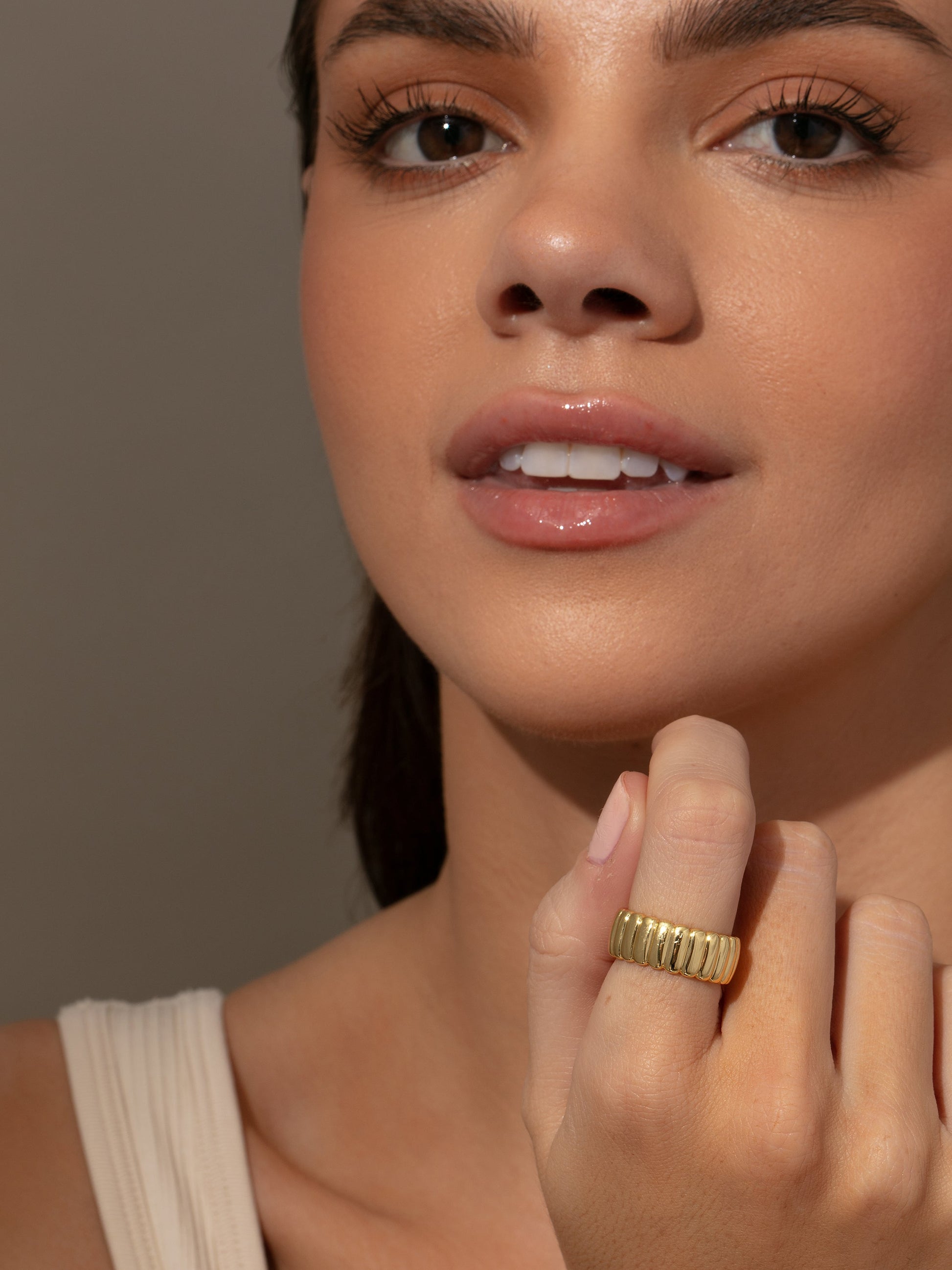 Parthenon Ribbed Ring | Gold | Model Image | Uncommon James