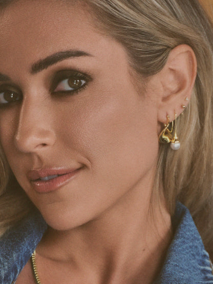["Pearl Teardrop Earrings ", " Gold ", " KC Image ", " Uncommon James"]