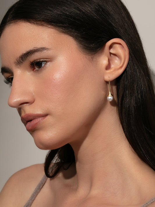 Pearl Teardrop Earrings | Gold | Model Image | Uncommon James