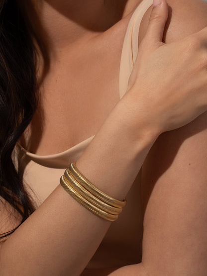 ["Cleo Bracelet (Set of 3) ", " Gold ", " Model Image ", " Uncommon James"]