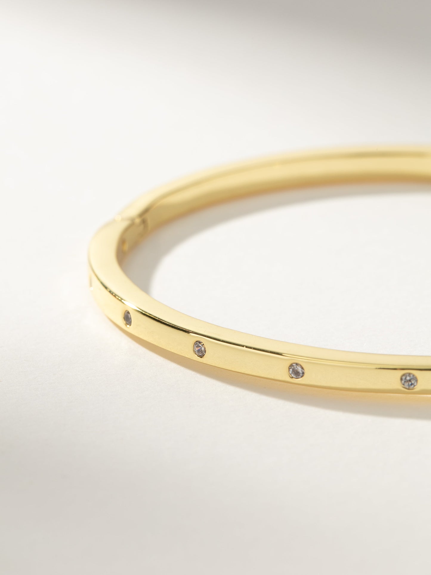 First Class Bracelet | Gold | Product Image | Uncommon James