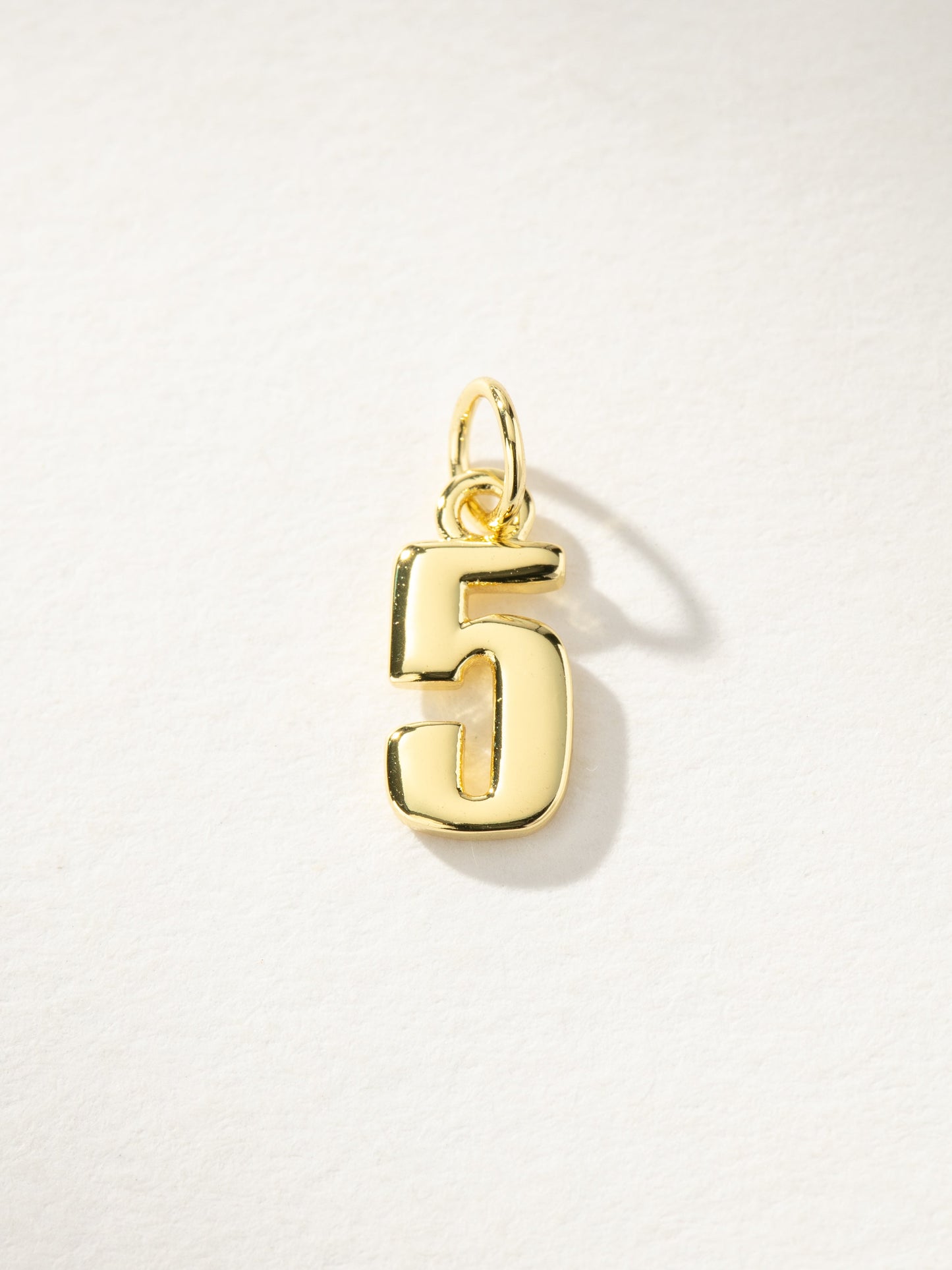 Star Player Charm | Gold 5 | Product Image | Uncommon James