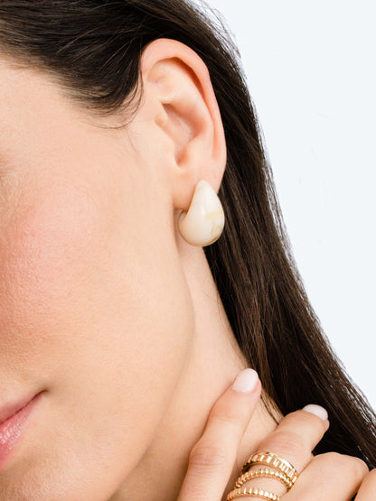 ["Beachy Teardrop Stud Earrings"]