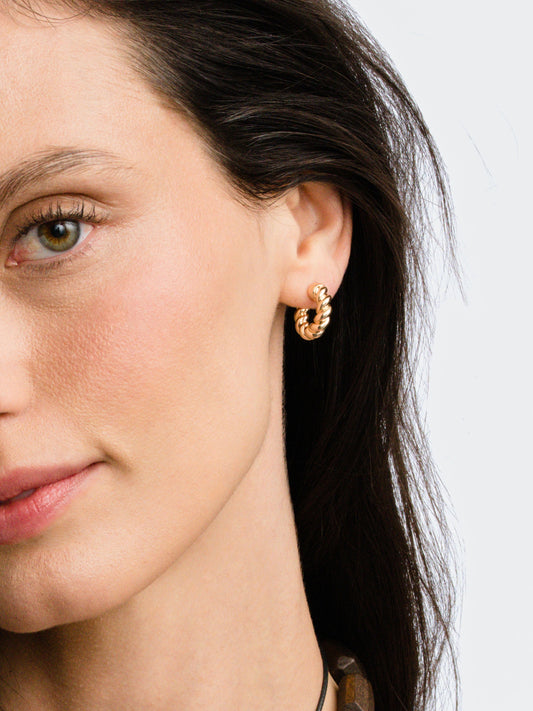Tide Twisted Hoop Earrings | Gold | Product Image | Uncommon James