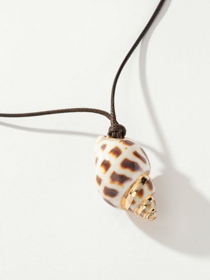 ["Conch Shell Cord Necklace"]