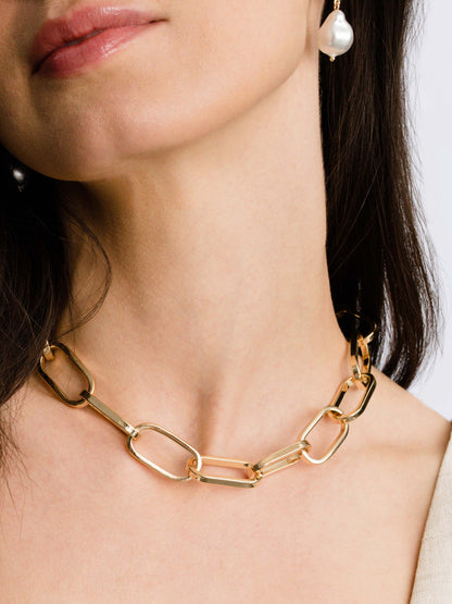["Statement Paperclip Chain Necklace"]