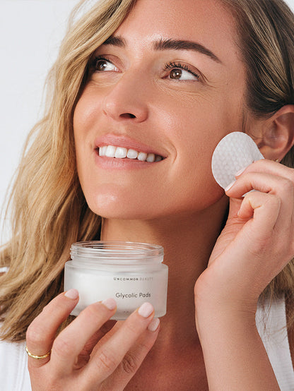 ["Glycolic Pads ", " 48 ml // 1.62 fl oz ", " KC Image 2 ", " Uncommon Beauty"]