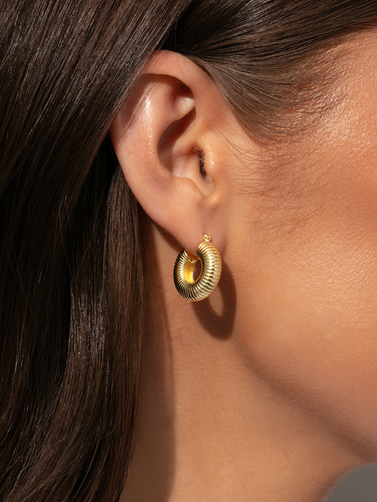 Bold Vermeil Hoop Earrings | Gold Vermeil | Product Image | Uncommon James