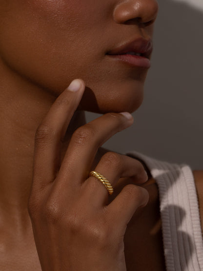 ["Vermeil Twisted Ring ", " Gold ", " Model Images ", " Uncommon James"]